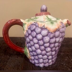 Ceramic pitcher tea/coffee pot w grape shape motif with lid HAND MADE Portugal